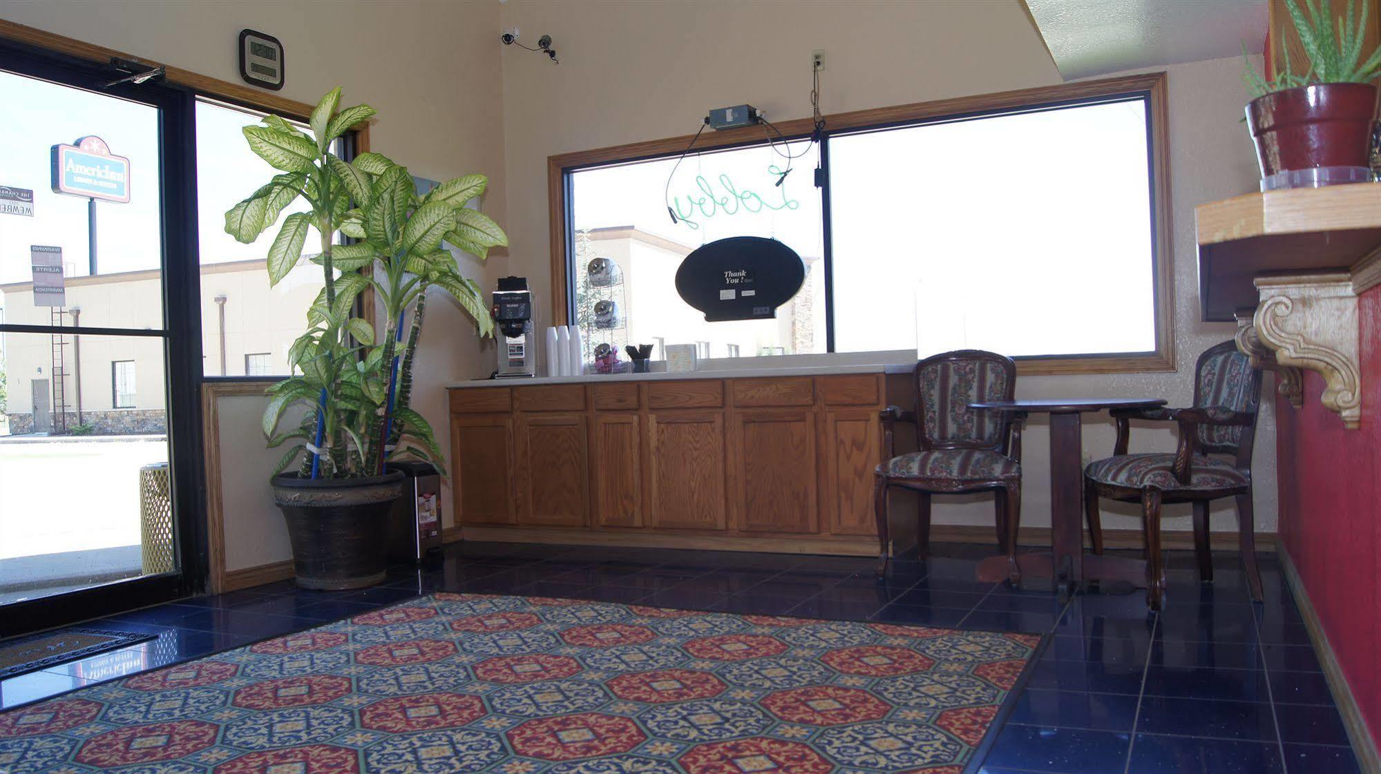 Holiday Lodge & Suites Mcalester Buitenkant foto